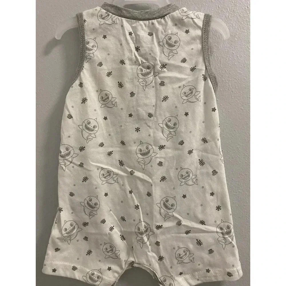 BABY SHARK 2 PIECE 6/9 MONTHS NEW